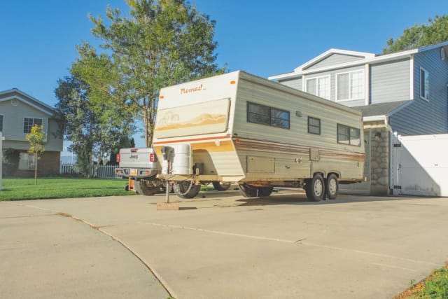 Can I Park My RV in My Driveway? 